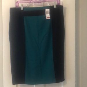 Black and green pencil skirt